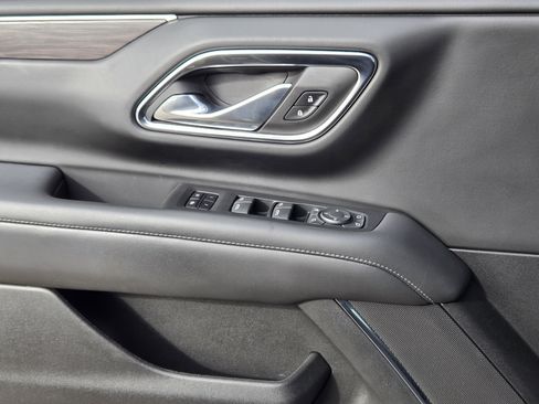 Used 2023 Chevrolet Tahoe Z71 w/ Z71 Off-Road Package image 25