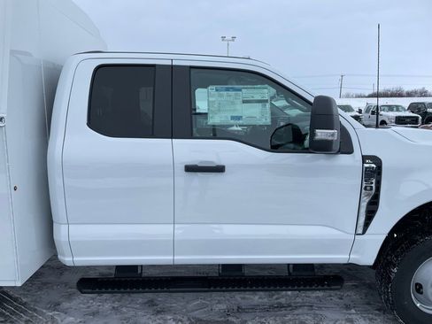 New 2026 Ford F350 XL w/ XL Chrome Package AWD/4WD image 27