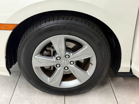 Used 2018 Honda Odyssey EX image 36