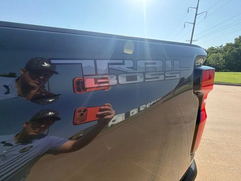 Used 2025 Chevrolet Silverado 2500 LT w/ Trail Boss Package AWD/4WD image 15