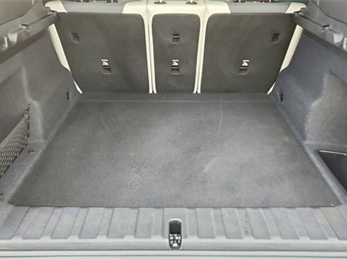 Used 2025 BMW X2 xDrive28i w/ Premium Package image 15