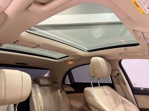 Used 2016 Mercedes-Benz S 550 4MATIC Sedan image 28
