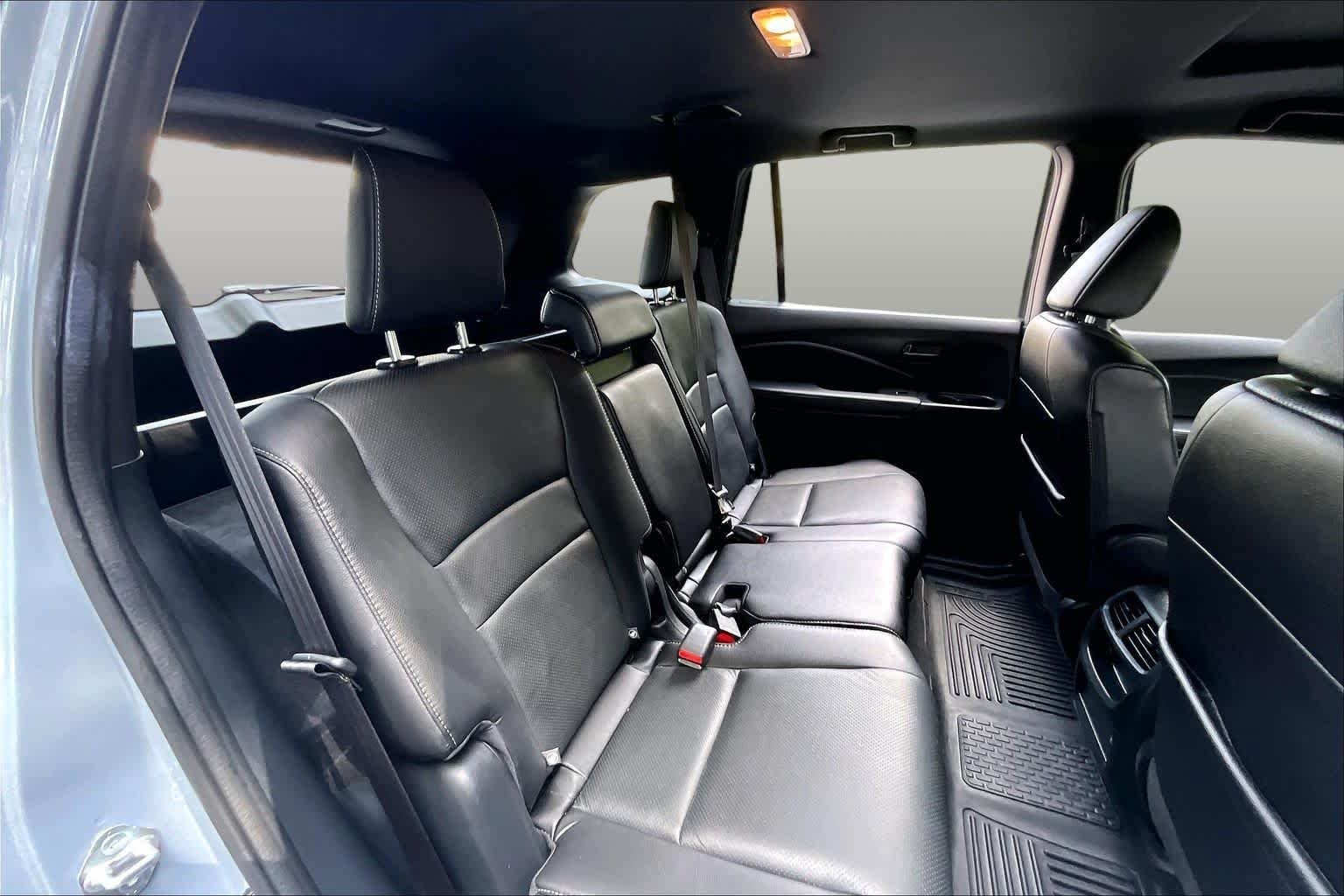 Certified 2023 Honda Passport EX-L image 21