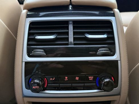 Used 2017 BMW 740i RWD image 34