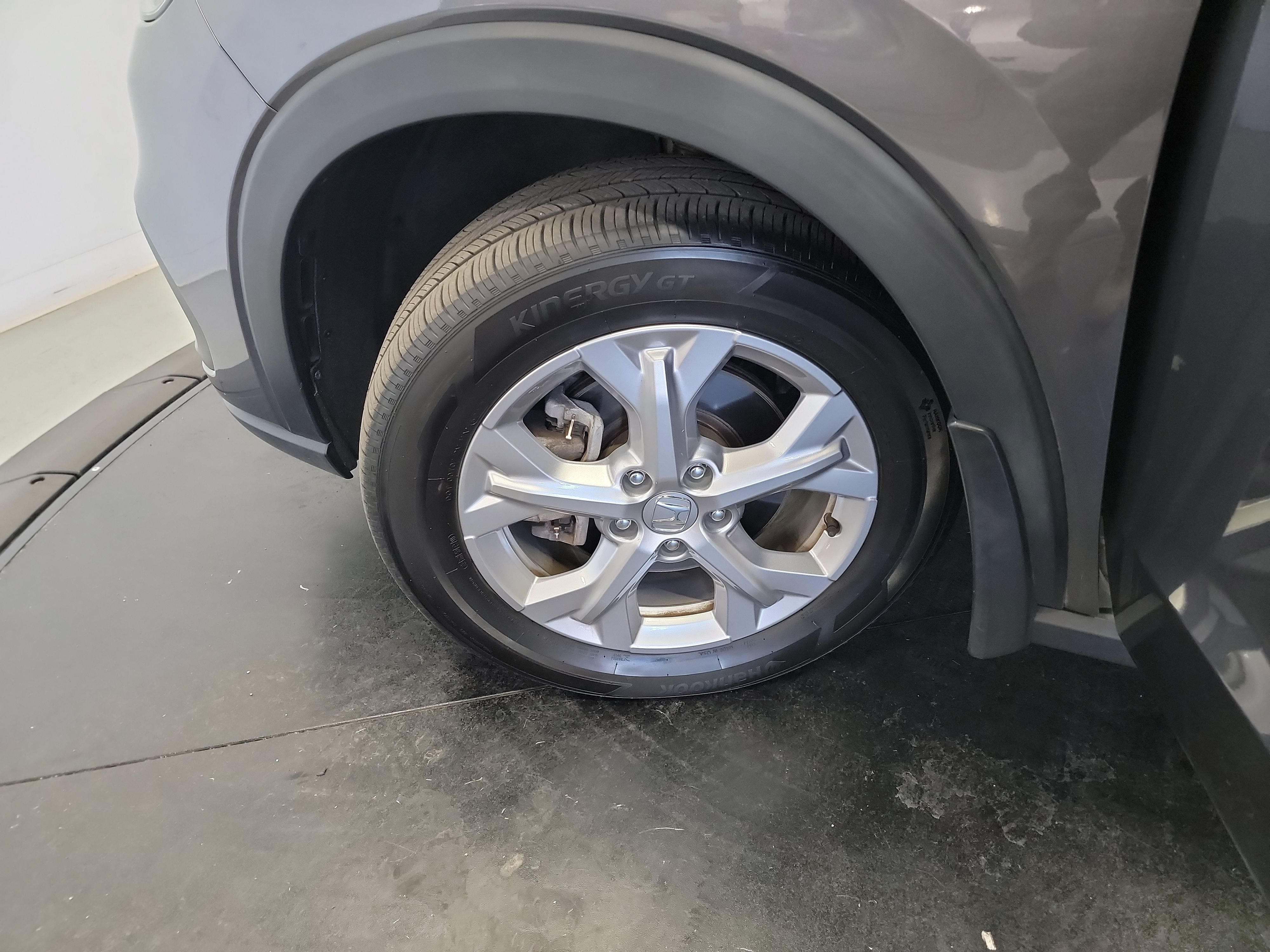 Used 2023 Honda HR-V LX image 29