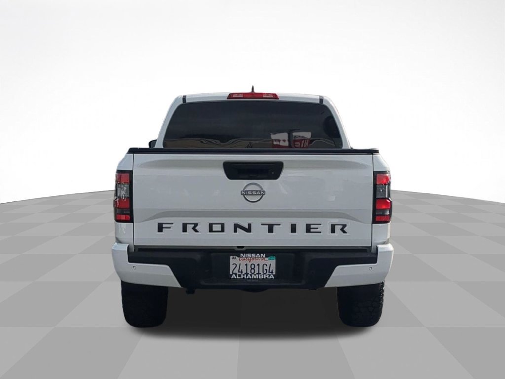 Certified 2025 Nissan Frontier SV RWD image 6