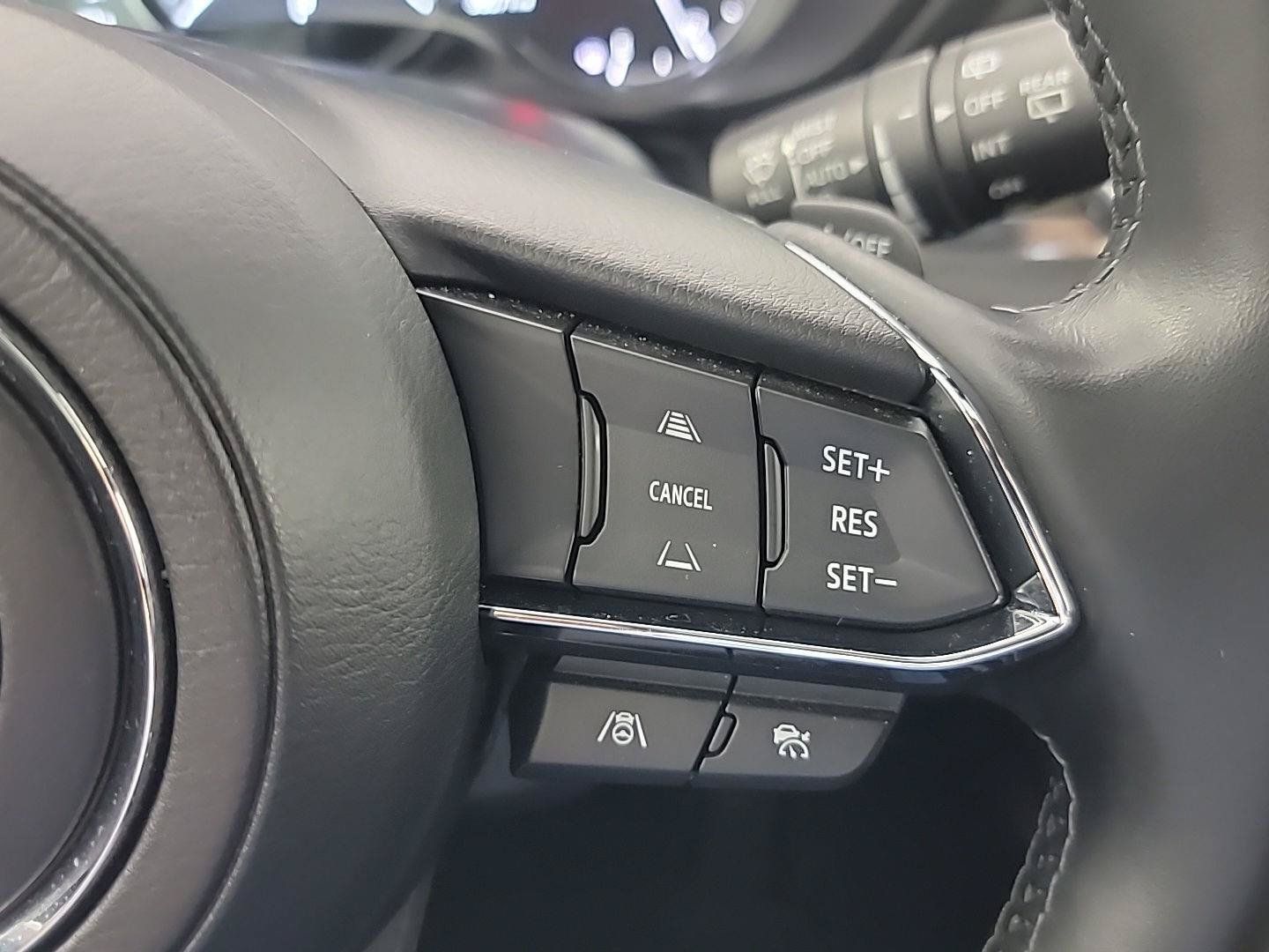 Used 2024 MAZDA CX-5 Signature AWD/4WD image 25
