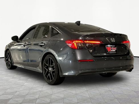Used 2024 Honda Civic Sport image 4