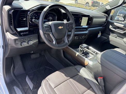 New 2026 Chevrolet Silverado 1500 High Country AWD/4WD image 11
