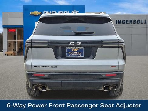 Used 2025 Chevrolet Traverse RS w/ LPO, Floor Liner Package image 7