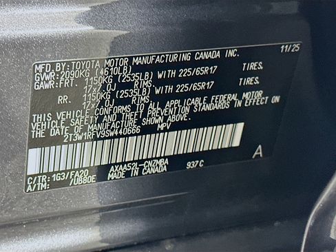 Used 2025 Toyota RAV4 XLE w/ Convenience Package FWD image 12