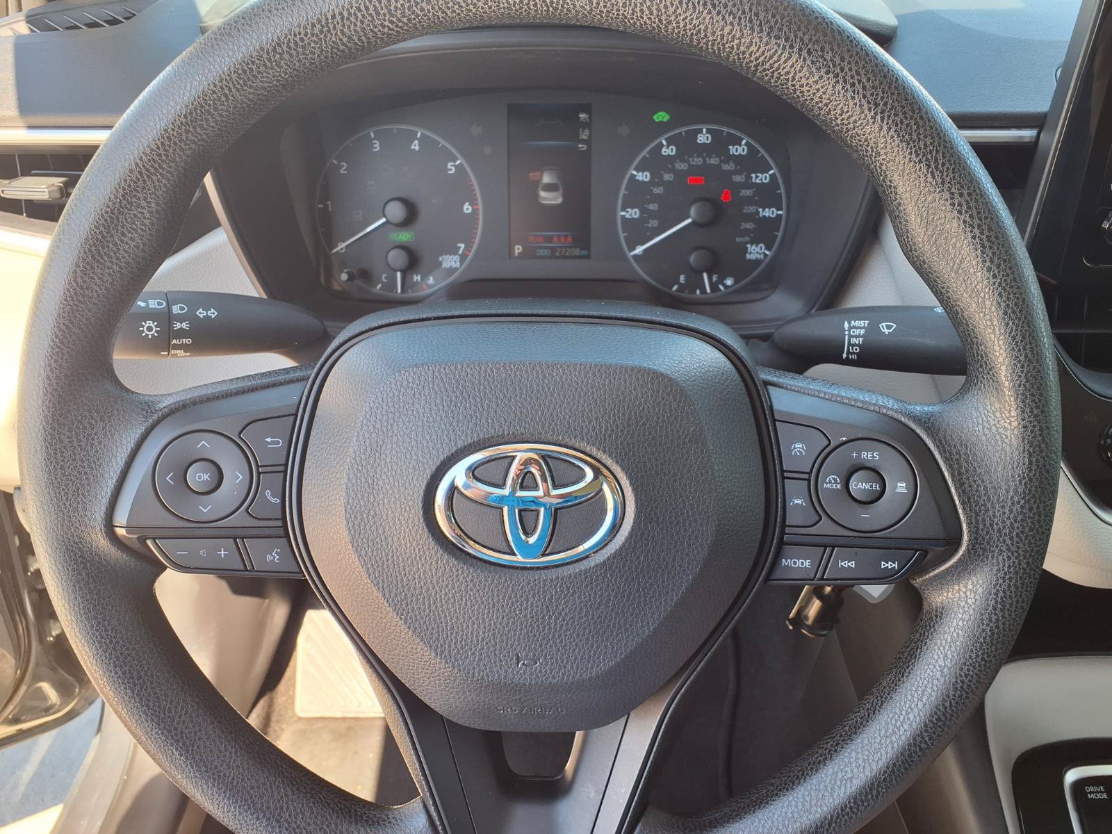 Used 2025 Toyota Corolla LE FWD image 20