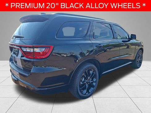 Used 2023 Dodge Durango R/T AWD/4WD image 4
