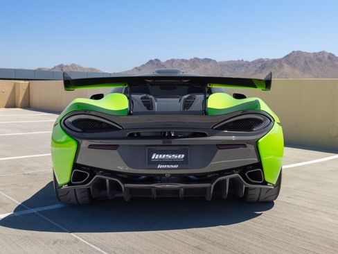 Used 2020 McLaren 620R RWD image 9