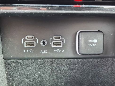 Used 2021 Jeep Grand Cherokee L Limited AWD/4WD image 27