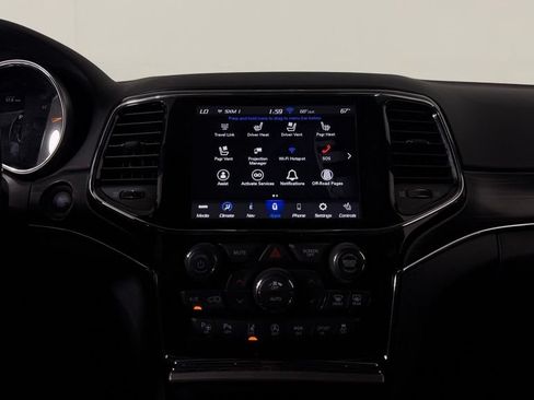 Used 2021 Jeep Grand Cherokee Limited AWD/4WD image 22