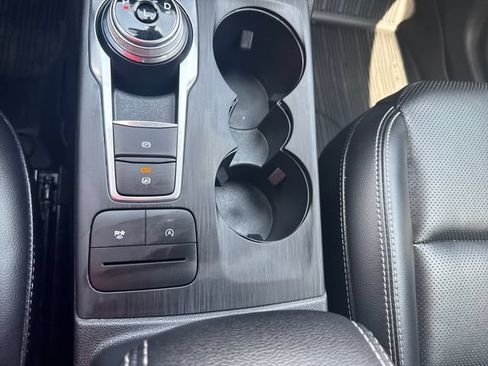 Used 2021 Ford Escape SEL AWD/4WD image 28