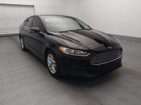 Used 2016 Ford Fusion SE FWD image 13