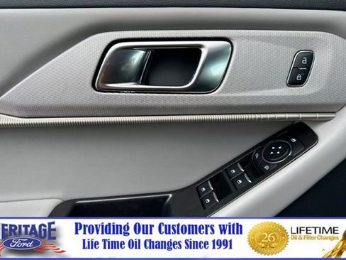 New 2025 Ford Explorer Active w/ Active Comfort Package image 11