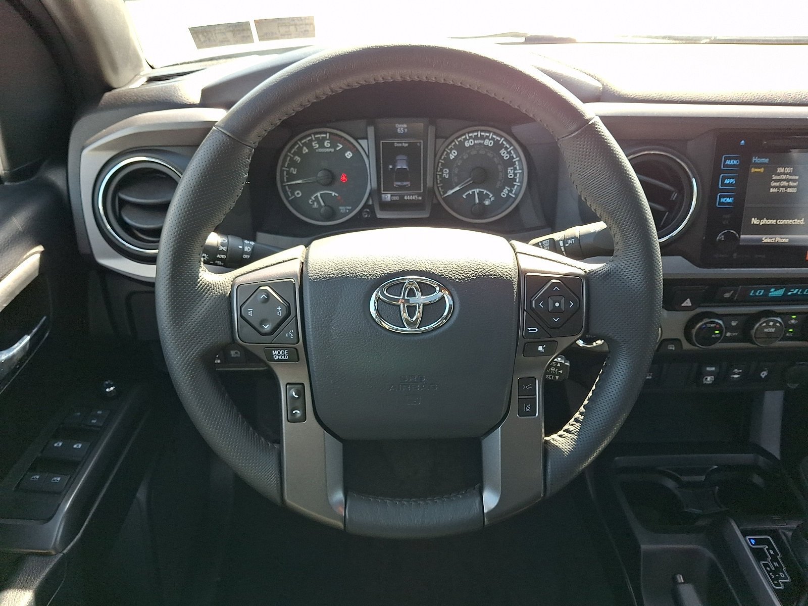 Used 2018 Toyota Tacoma TRD Sport AWD/4WD image 20