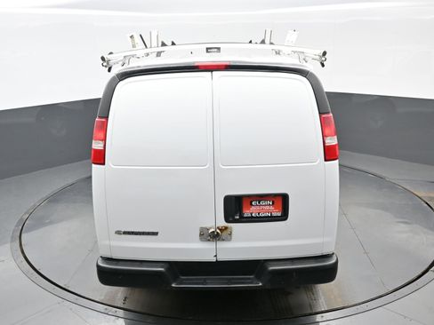 Used 2019 Chevrolet Express 3500 w/ Driver Convenience Package image 30