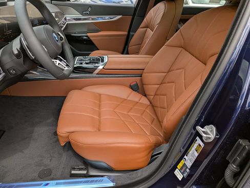 New 2026 BMW 750e xDrive w/ Executive Package AWD/4WD image 18