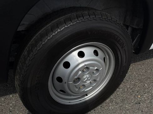 Used 2021 RAM ProMaster 2500 FWD image 16