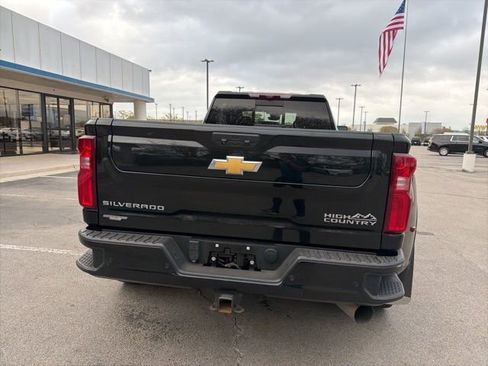 Used 2023 Chevrolet Silverado 3500 High Country w/ Snow Plow Prep/Camper Package image 5