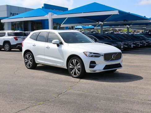 Used 2023 Volvo XC60 B5 Plus w/ Climate Package image 1