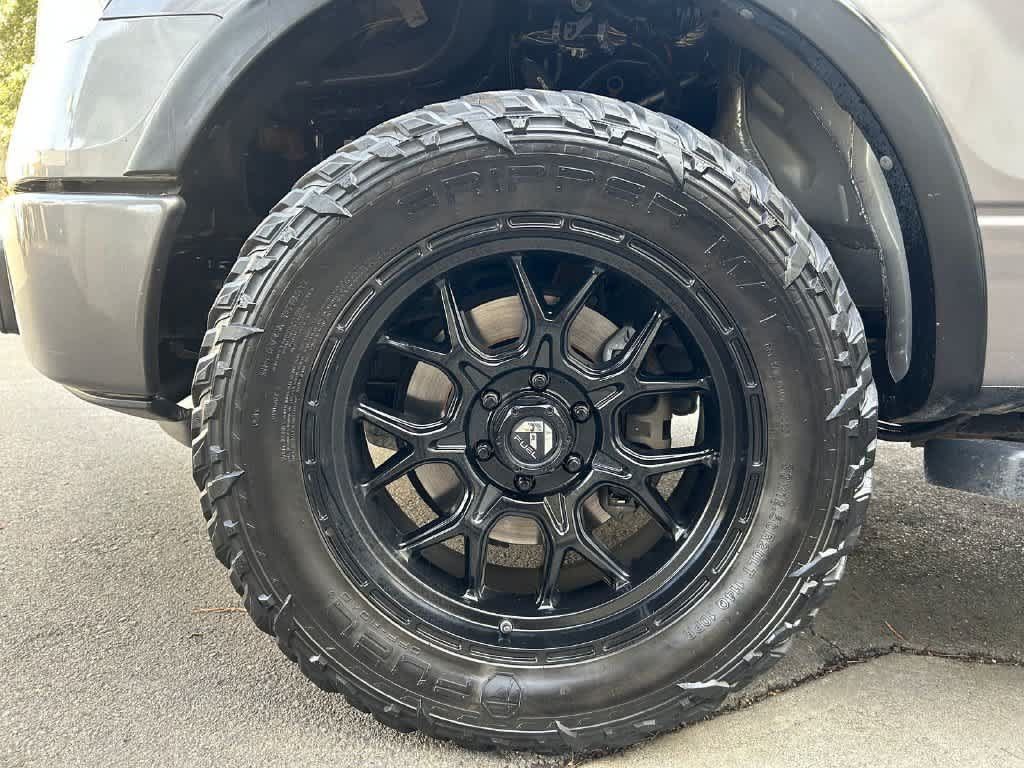 Used 2014 Ford F150 FX4 w/ Equipment Group 402A Luxury AWD/4WD image 8