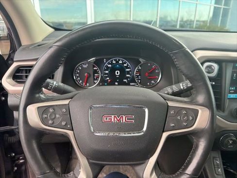 Used 2018 GMC Acadia Denali w/ Technology Package image 10