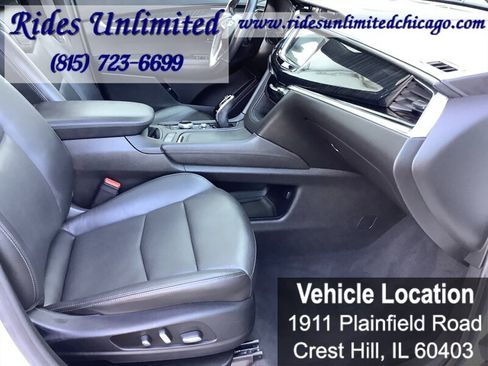 Used 2020 Cadillac XT6 Premium Luxury AWD/4WD image 35