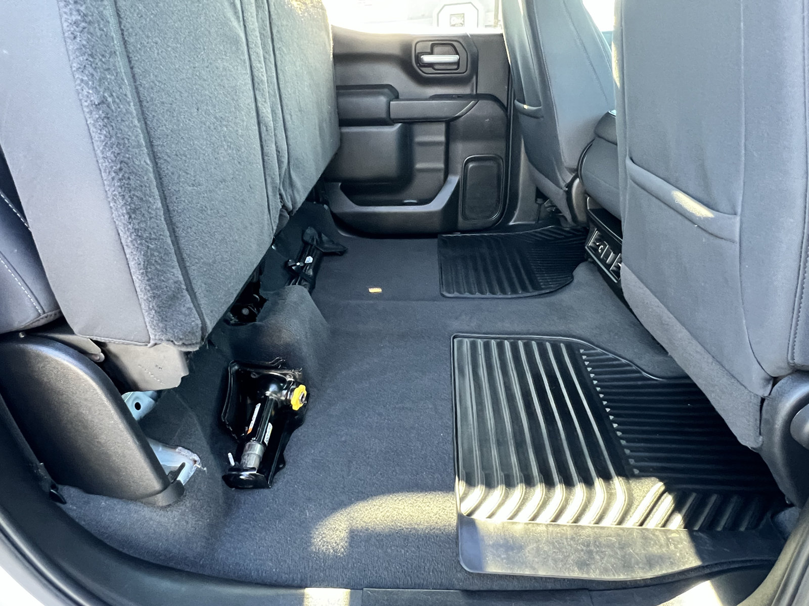 Used 2021 Chevrolet Silverado 1500 LT RWD image 25