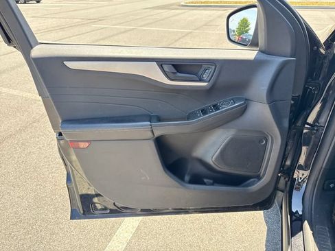 Used 2022 Ford Escape SE w/ Convenience Package AWD/4WD image 24