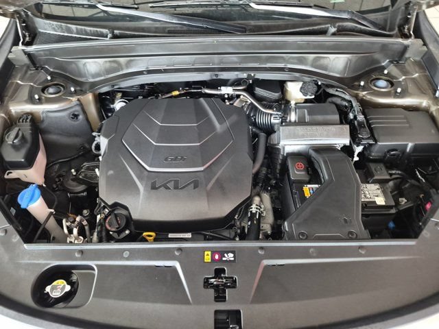 Used 2025 Kia Telluride S FWD image 36