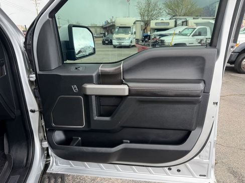 Used 2019 Ford F150 Raptor w/ Equipment Group 802A Luxury AWD/4WD image 31