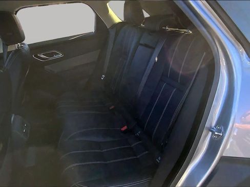 Used 2020 Land Rover Range Rover Velar S AWD/4WD image 21
