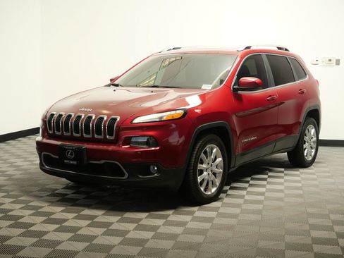 Used 2016 Jeep Cherokee Limited FWD image 4