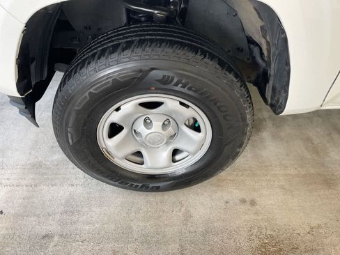 Certified 2023 Toyota Tacoma SR image 10