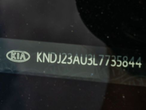 Used 2020 Kia Soul LX FWD image 34