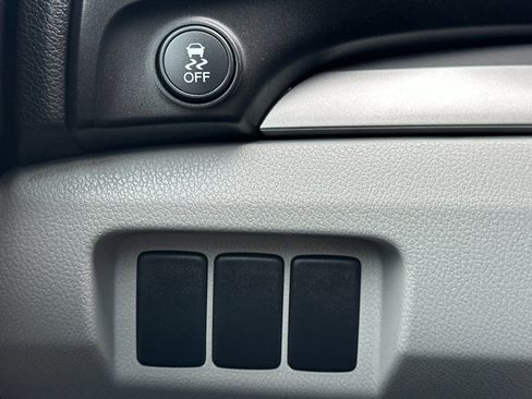 Used 2017 Acura ILX w/ Premium Package image 29