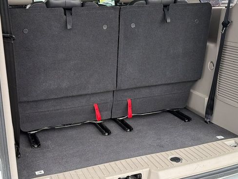 Used 2018 Ford Transit Connect Titanium FWD image 27
