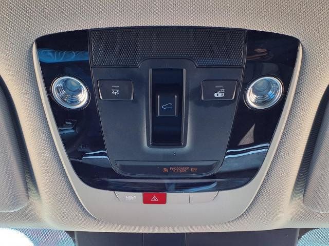 Used 2025 Kia Sorento SX AWD/4WD image 18