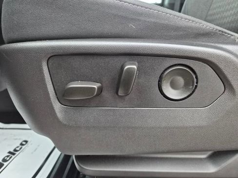 Used 2024 GMC Sierra 1500 Elevation image 16