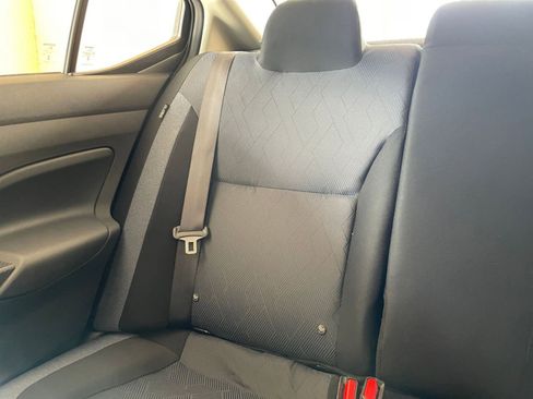 Used 2025 Nissan Versa SV image 34