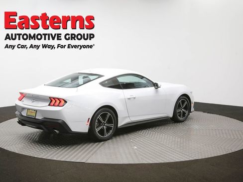 Used 2025 Ford Mustang Coupe RWD image 39