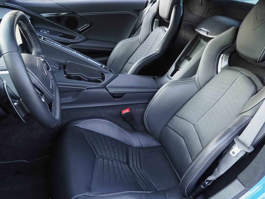 Used 2024 Chevrolet Corvette Stingray Premium Conv w/ Stealth Interior Trim Package RWD image 20