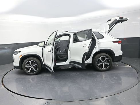 New 2026 Volkswagen Tiguan SE AWD/4WD image 31
