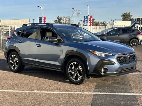 Used 2024 Subaru Crosstrek 2.0i Premium image 2