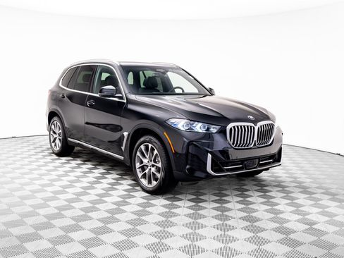 Used 2026 BMW X5 xDrive40i AWD/4WD image 8